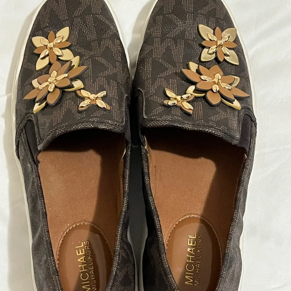 Michael Kors Dark Brown Floral Slip-On Shoes Women’s Size 8.5 Medium - Picture 5 of 9
